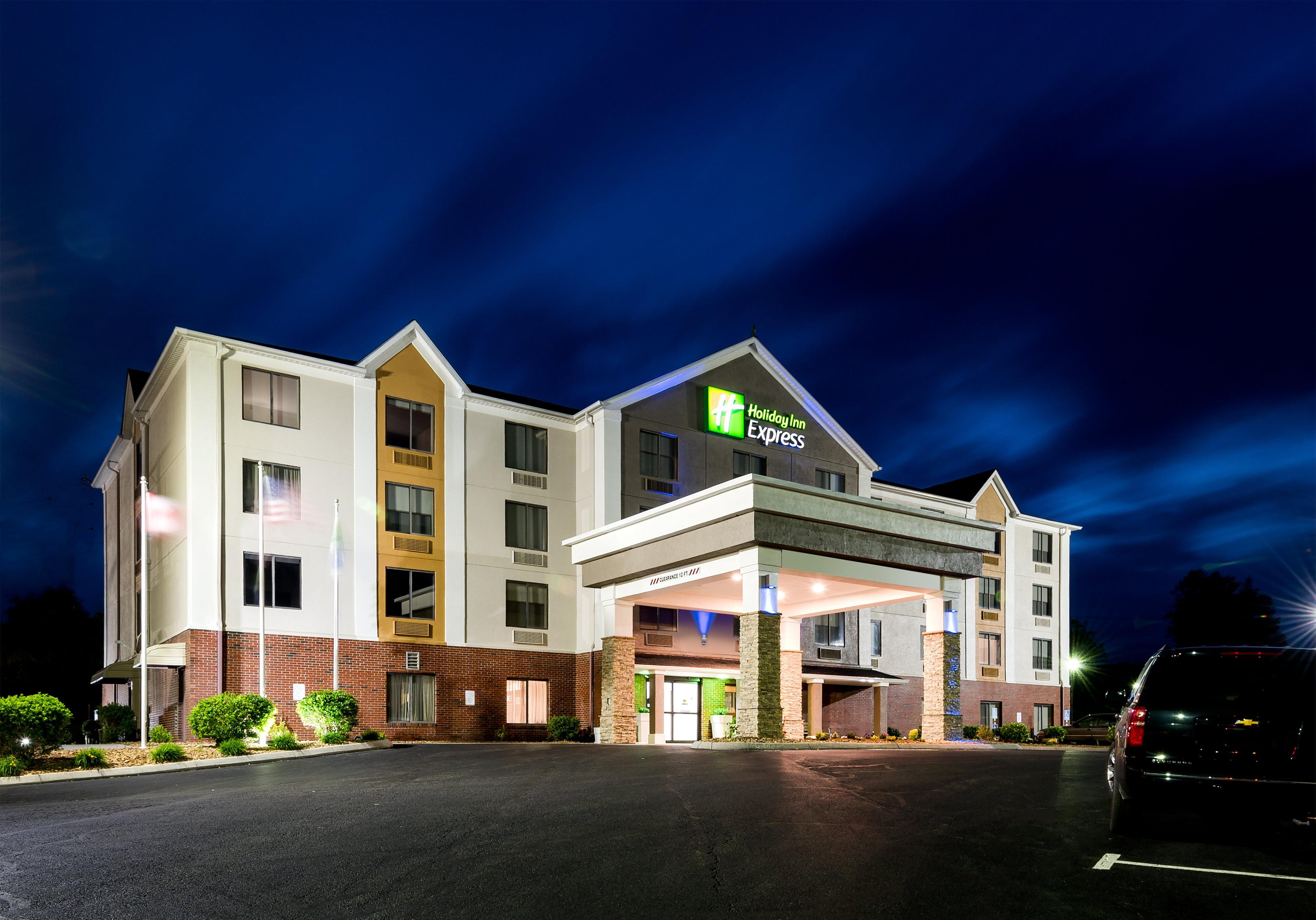 Holiday Inn Express Hillsville By Ihg Exterior foto