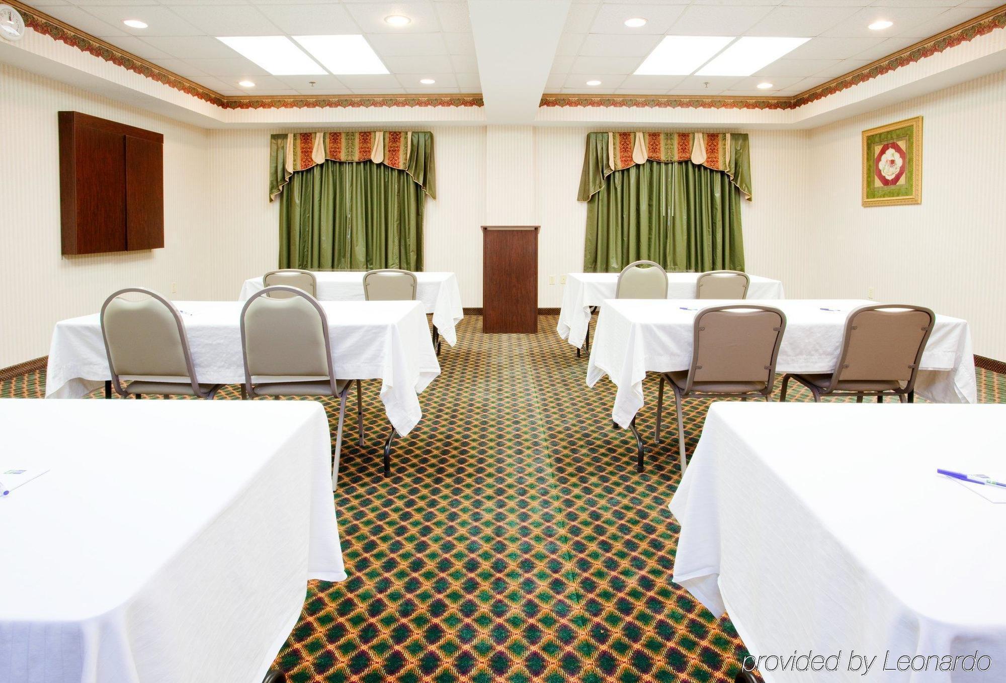 Holiday Inn Express Hillsville By Ihg Exterior foto