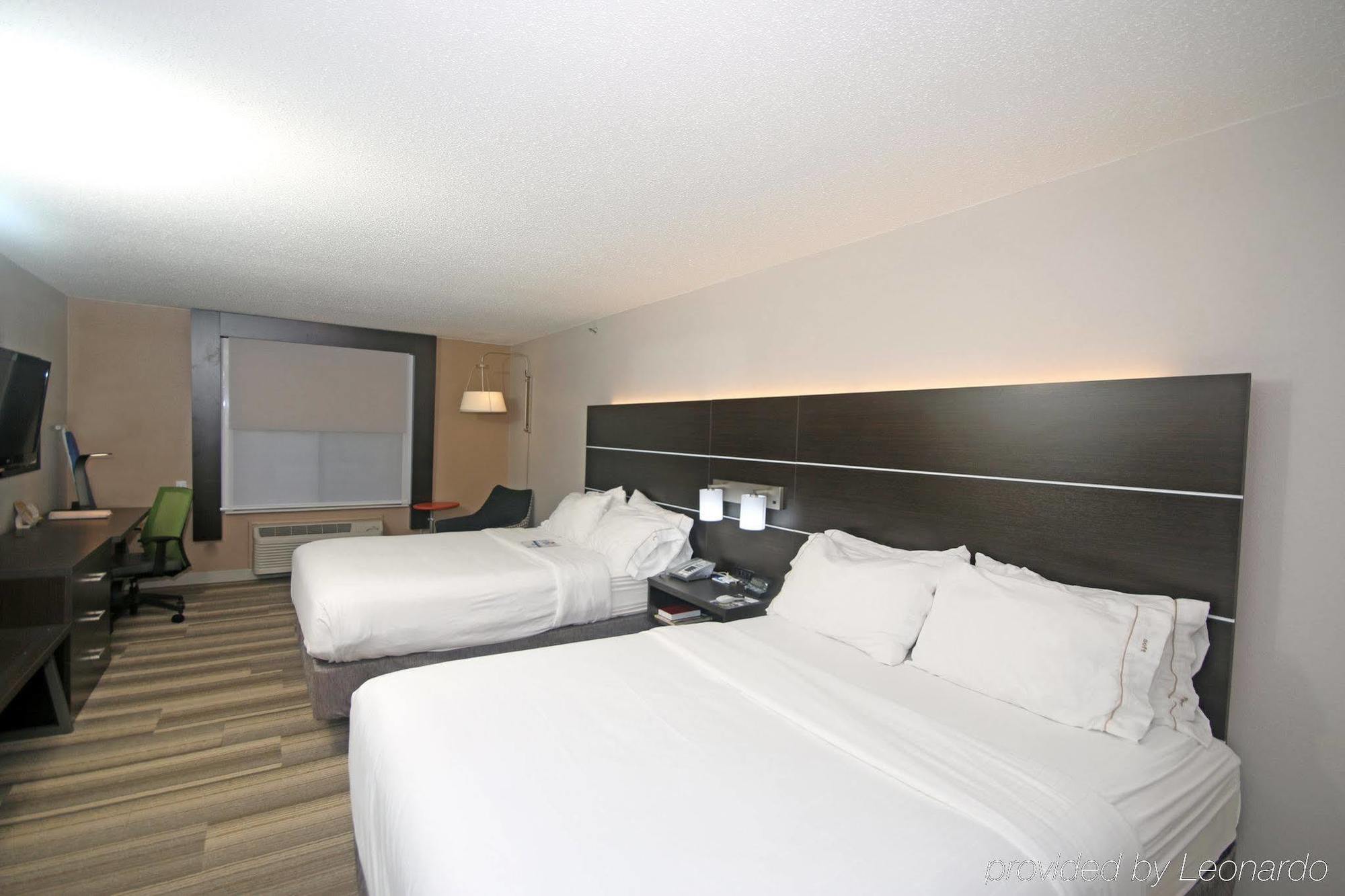 Holiday Inn Express Hillsville By Ihg Exterior foto