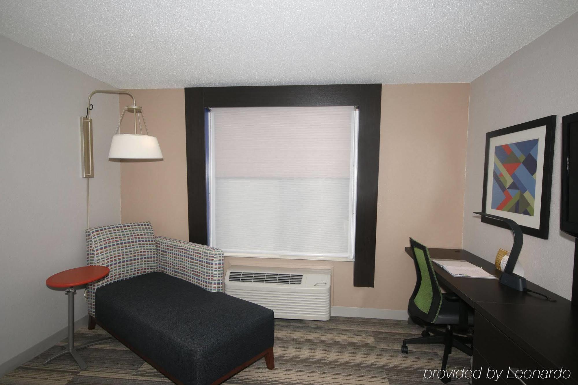 Holiday Inn Express Hillsville By Ihg Exterior foto