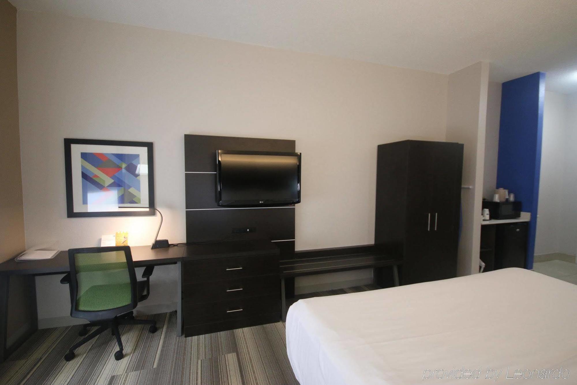 Holiday Inn Express Hillsville By Ihg Exterior foto
