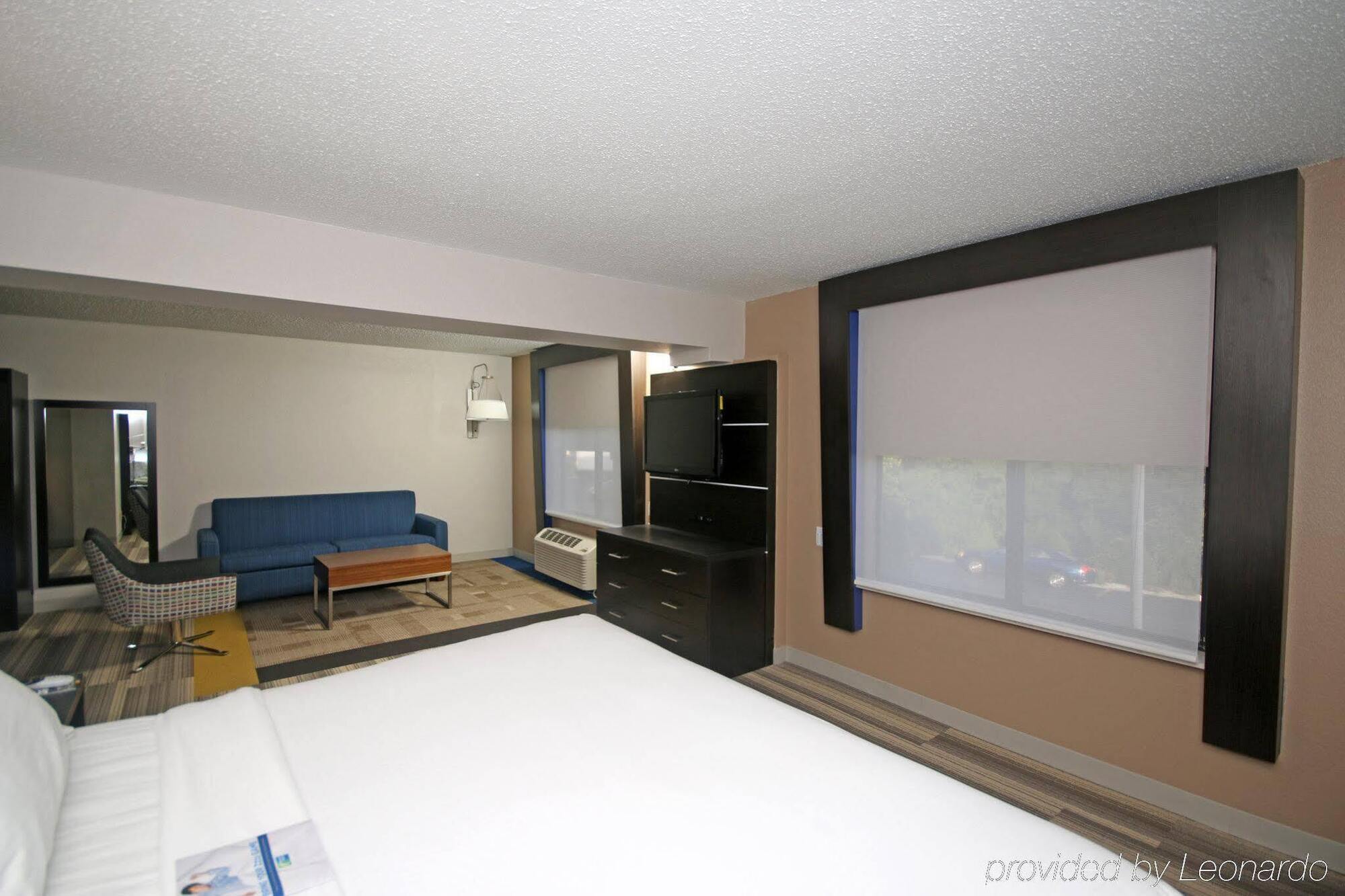 Holiday Inn Express Hillsville By Ihg Exterior foto